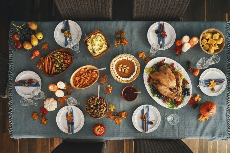 Thanksgiving Party Holiday Table 