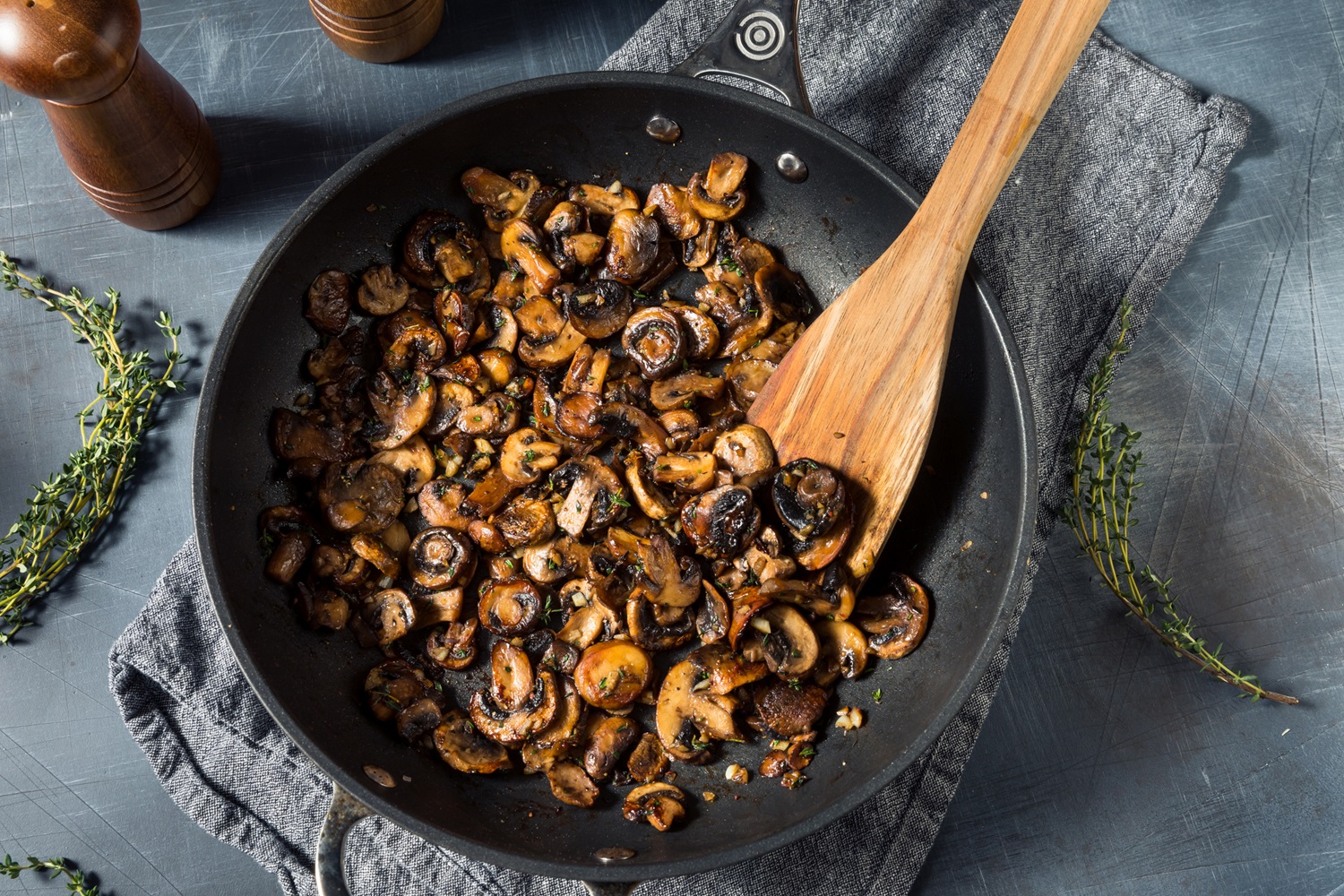 Sauteed Mushrooms are one of the best 5-minute healthy side dishes