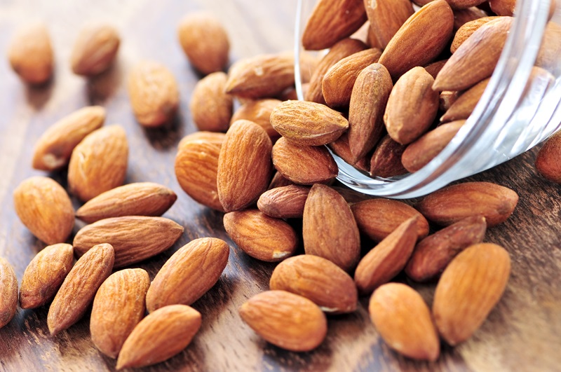 Raw Almonds