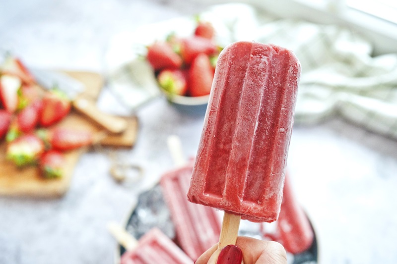 Homemade Frozen Fruit Pops